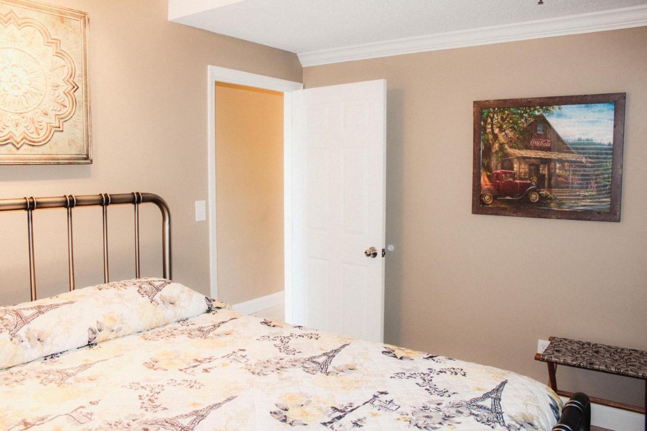 River Place Condos #103 2Bd ピジョンフォージ エクステリア 写真